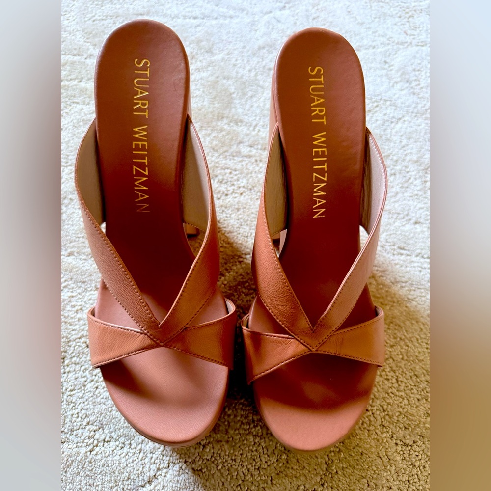 Stuart Weitzman platform (brand new )